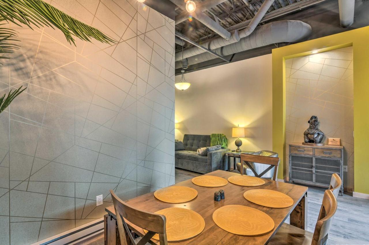 Modern Downtown - Walk To Parks And Cafes! Apartment *