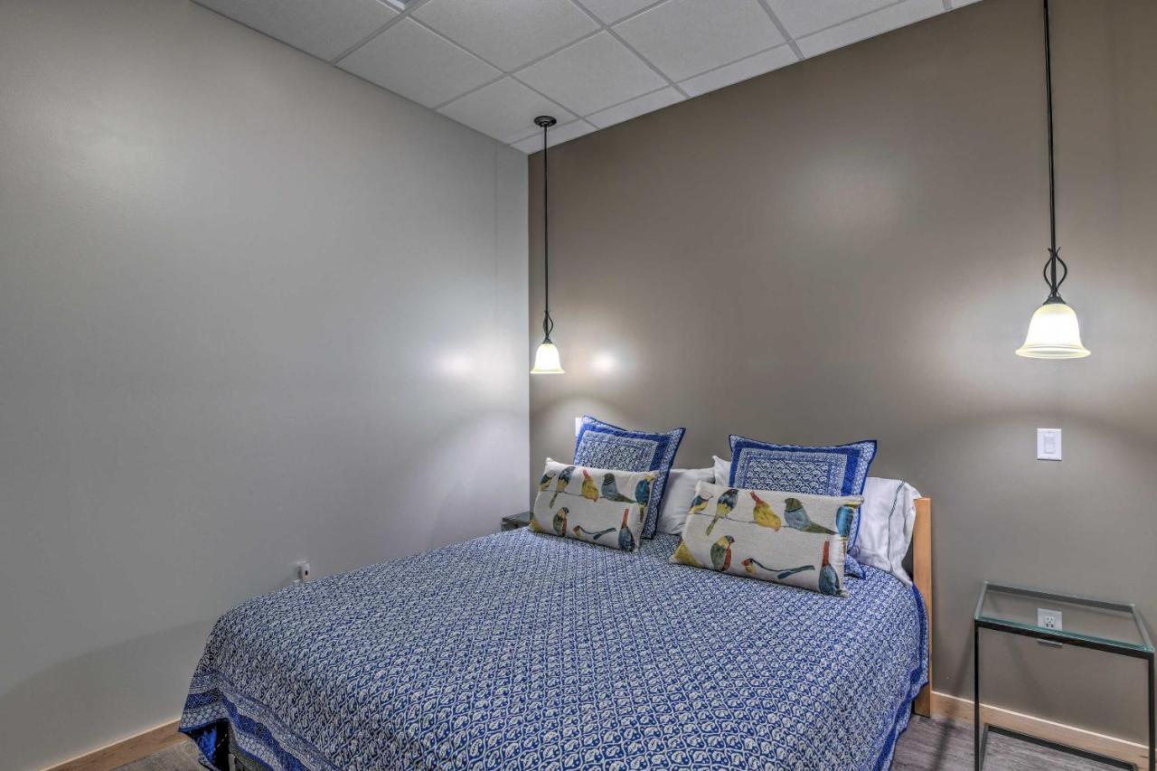 Modern Downtown - Walk To Parks And Cafes! Apartment